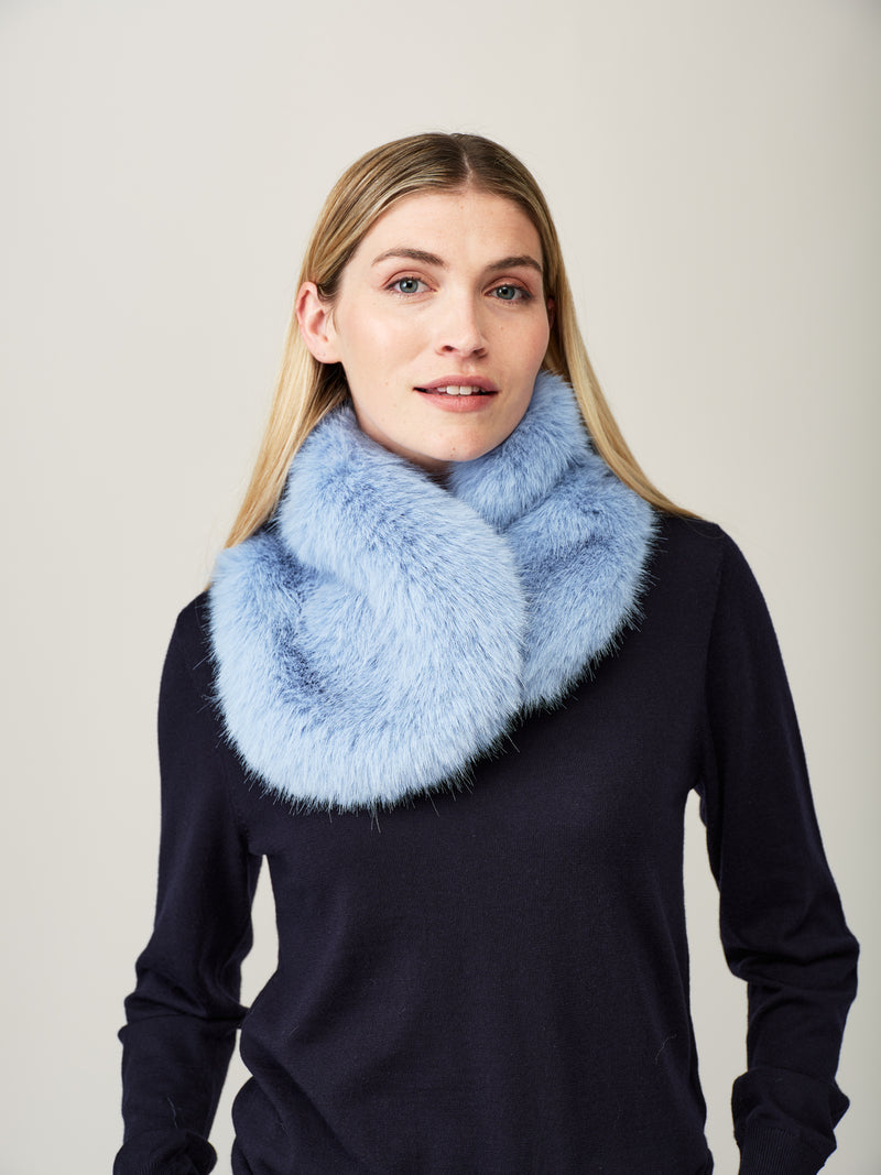 Model wearing Sky Blue faux fur Coco scarf by Helen Moore