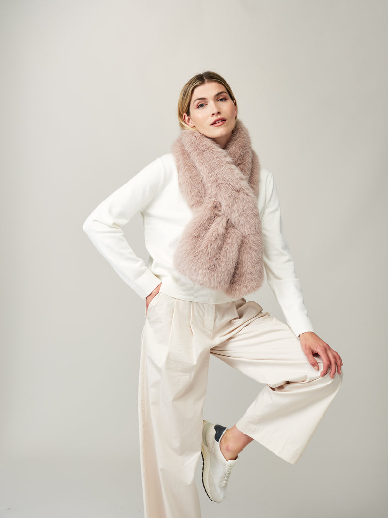 Model wearing the Quartz faux fur Luxe scarf by Helen Moore